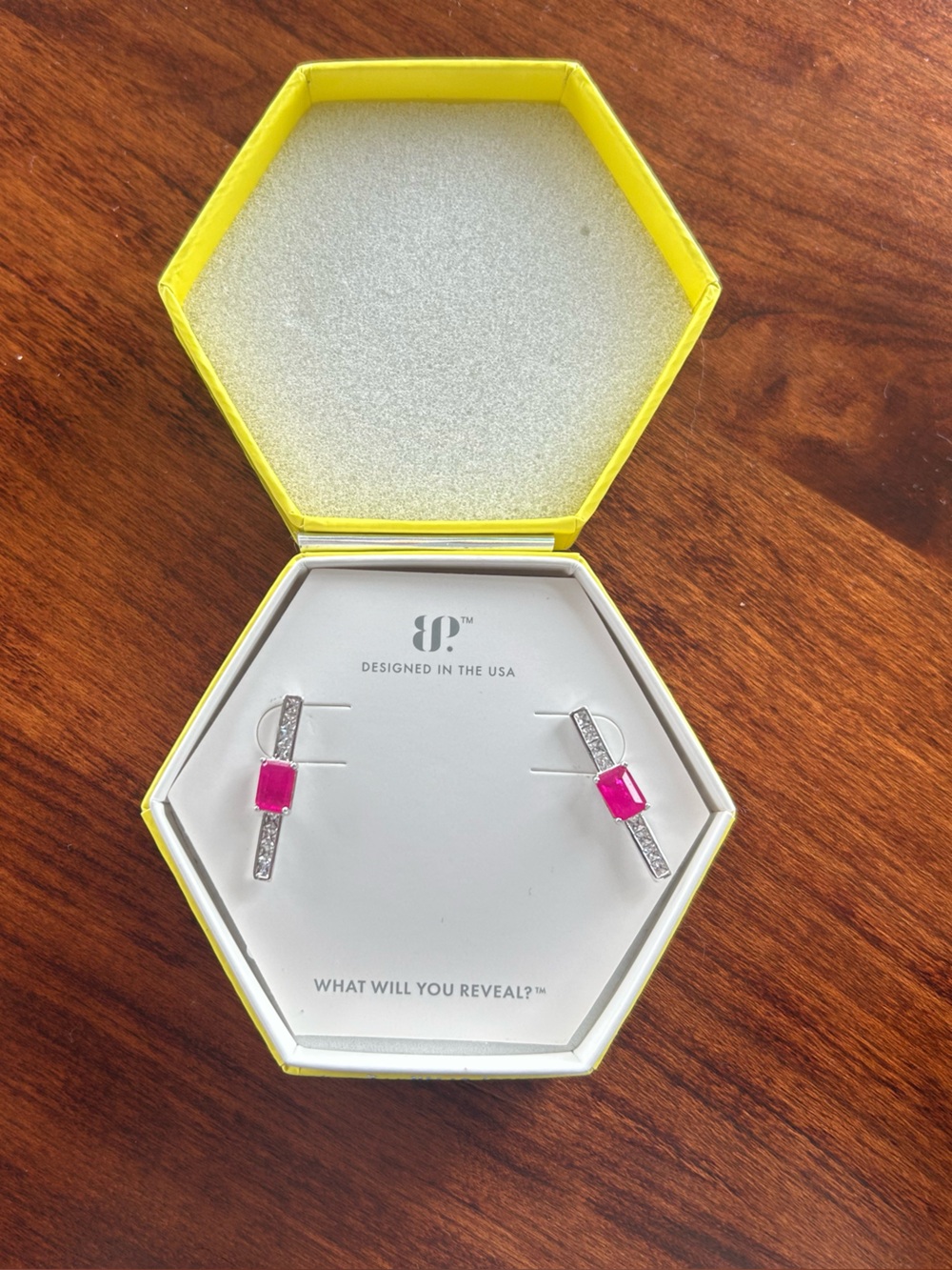 Bomb Party “Starstruck Moments” Pink
Sapphire Earrings